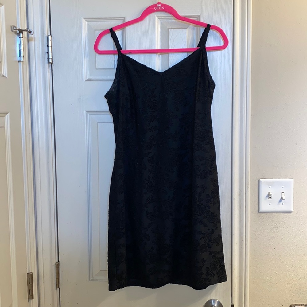 Xhiliration. Black dress. Floral appliqué design. Slim fit. Adjustable straps.